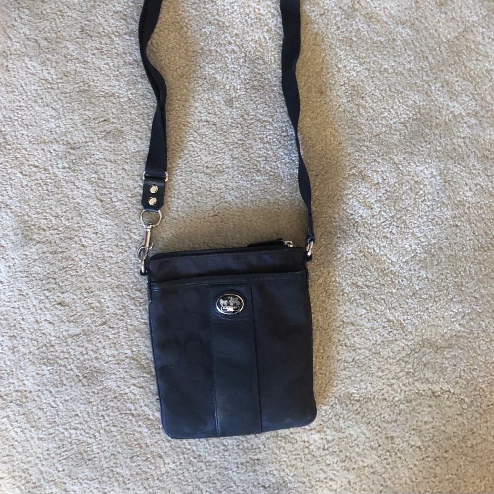 Black coach crossbody purse